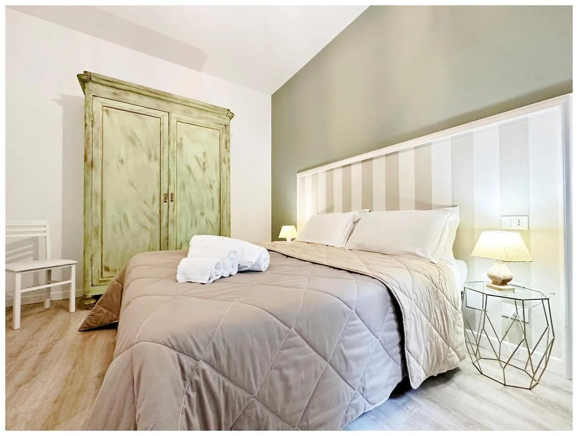 Real Italian Estate - Maps Apartment Genoa